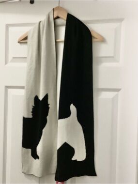 Lulu Guinness Black and Cream Cat Silhouette Scarf